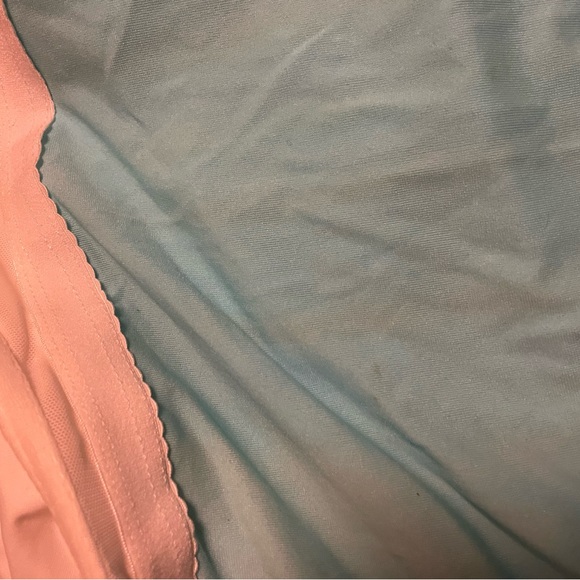 Baku Onepiece Swim - Picture 6 of 8